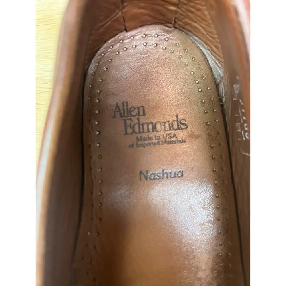 Allen Edmonds Shoes Loafers Mens 10.5 D Black and Brown Nashua Kilted Tassel